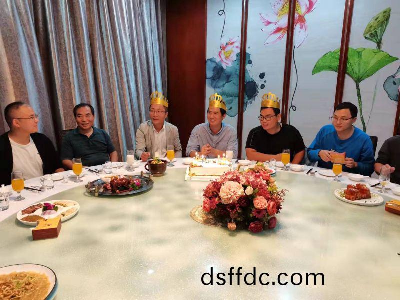 萬(wan)川(chuan)環保9月員工生日會